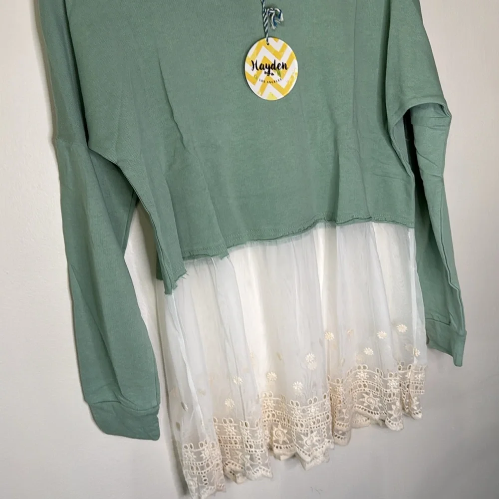 Hayden Los Angeles Mixed Media Cotton/Lace Sage Green Cream Tunic NWT - Picture 2 of 6